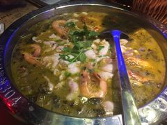 黑鱼煲-胖哥俩肉蟹煲(河北勒泰购物中心店)