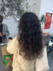 -茶发Salon·烫发染发理发