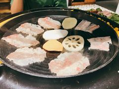-三国惹火烤肉·中日韩烤肉集合店(百草路店)