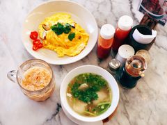 蘑菇炒蛋饭-邢泰记