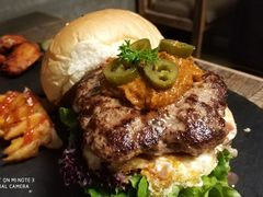 -HIGH FIVE哈福手工汉堡(桂林路店)