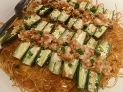 蒜蓉粉丝蒸秋葵-汤城小厨•粤菜•靓汤(苏州街店)