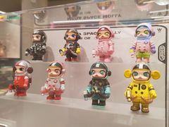 -泡泡玛特POPMART (北京超极合生汇店)