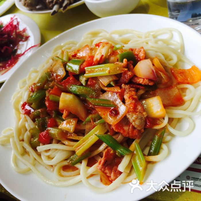 新疆人烤肉拌面王精品过油肉拌面图片-北京烧烤-大众点评网