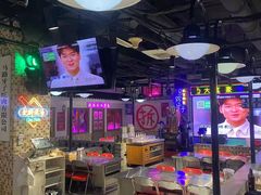-马路牙子烧烤音乐酒馆(望京店)