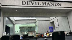 -Devilhands Barbershop男士理容店