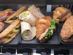 -星巴克(上海虹桥南丰城办公楼店)