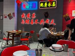 -黄弟大排档·湖南菜·小龙虾·小海鲜(凯旋北路店)