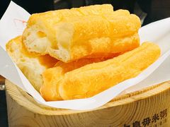 太艮堡手工油条-大良毋米粥 · 粥底火锅(岭南天地店)