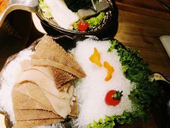 鲜毛肚-湊湊火锅·茶憩(杭州湖滨银泰in77店)