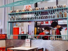 -肥汁米蘭香港米线(长宁来福士店)