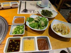 -唯成•韩国炭火烤肉 유성고기