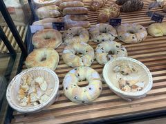 -焙丽拾光(麦凯乐直营店)