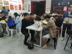 等位区-常熟炒浇面馆(蓝旗街店)