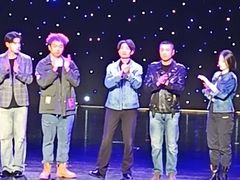 -虹桥艺术中心