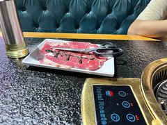 -牛鲜盛齐齐哈尔烤肉(曹路店)