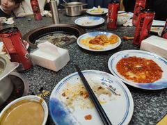 -锤头鲨毛肚海鲜烤肉自助餐厅(国购广场店)