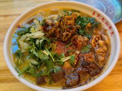 -文山荷鲜居(翠湖店)