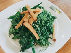 -西部马华清真兰州牛肉面·烧烤夜市(关东店)