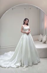 -LOVE SHINE婚纱·红鼎庄龙凤褂·妈妈装定制