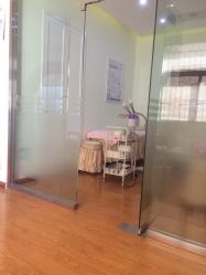 -苗方清颜专业祛痘养生