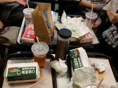-麦当劳(湛江大厦店)