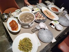 -凤凰园烤鸭店·唐山菜·传承花椒肉(老唐丰路店)