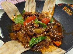 地锅鸡-品大三(大行宫店)