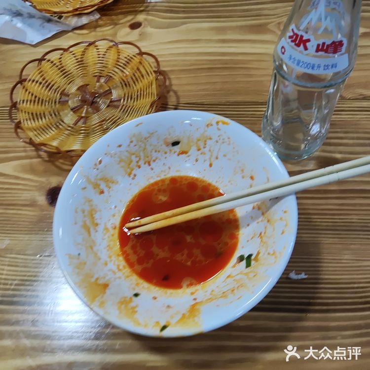 凉皮肉夹馍外卖都讲究一个好吃极了