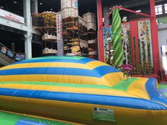 -蒙特利亲子乐园