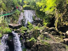 -藏龙百瀑风景区