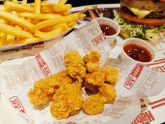 -The Habit Burger Grill 哈比特汉堡(复兴soho店)
