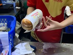 -Bánh Mì Huynh Hoa