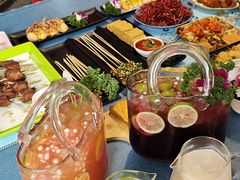 -依呀呀ktv烧烤小串(中山西路店)
