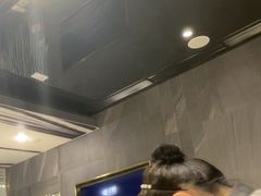-海底捞火锅(长宁路龙之梦店)