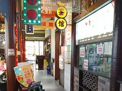-卤校长老火锅(杨家坪直营店)