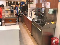 -全家便利店(宜山路站店)