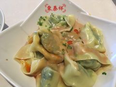 麻酱荠菜大馄饨-东泰祥生煎馆(重庆北路店)