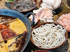 -正南齊北重庆老火锅(光华村直营店)