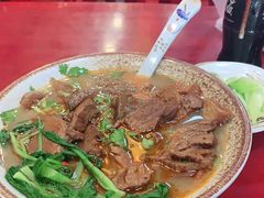 -金杨拉面王小吃面馆·牛三宝面·红烧牛肉粉