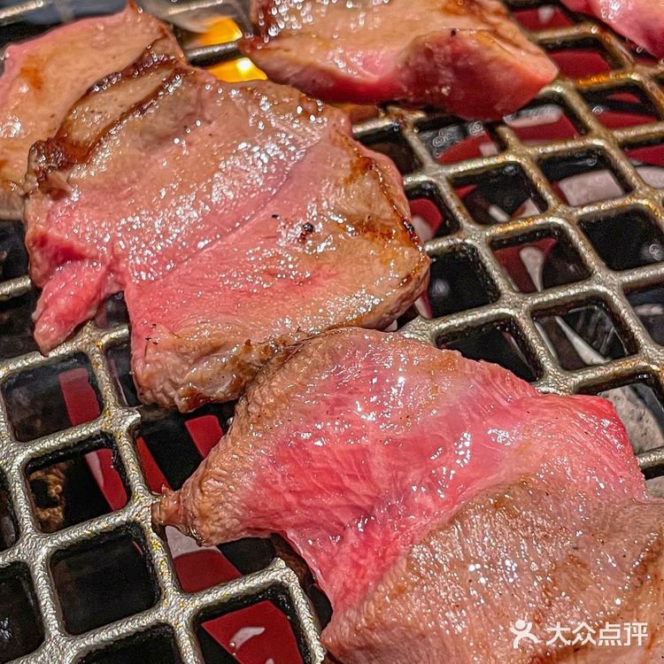 北京探店 | 一口爆珠的烤肉，真香‼️