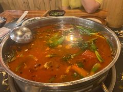 -老凯里苗岭酸汤鱼酸汤牛肉(百里杜鹃路店)