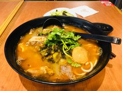 -老妈米线(港龙店)