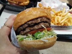 -The Habit Burger Grill 哈比特汉堡(爱琴海店)