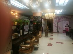 -唐荣护肤造型