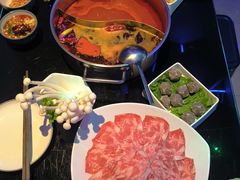 -唯爱KTV聚会餐厅(仙林东城汇店)