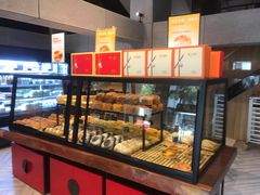 面包甜点陈列柜-华丰贺氏(营迹店)
