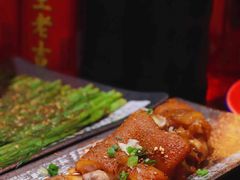 -东方一串·鲜肉小串·小酒馆(壹航城店)