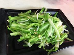 -新峰肉骨茶