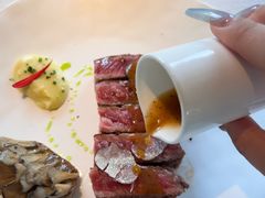 -弦月窗LUNETTE BY AMANDA(复兴路店)